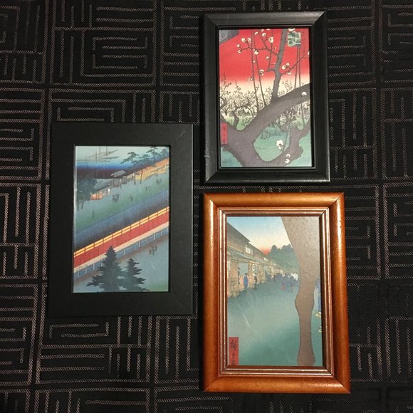 Three Wooden Frame Lot With Sumi-E Hokusai Prints - Picture 4 of 6